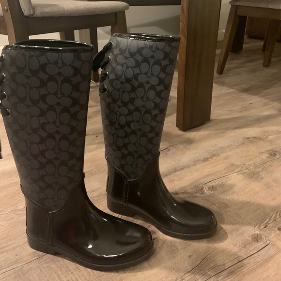 Coach rain boot - Picture 3 of 4